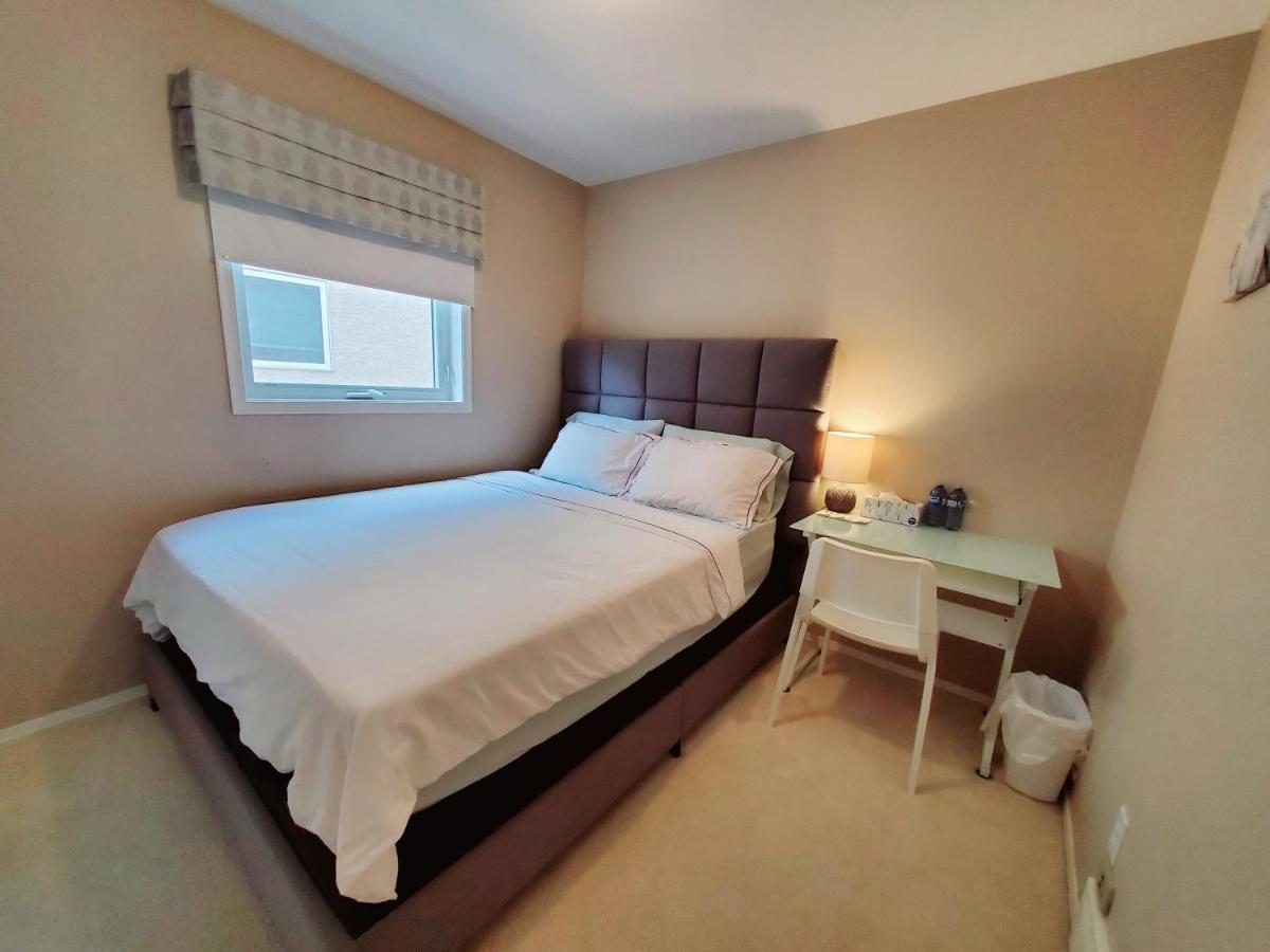 Saskatoon Lashyn Cove Homestay Екстериор снимка